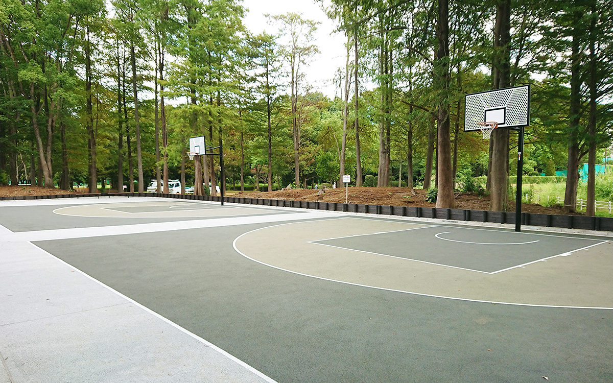 バスケットボール広場